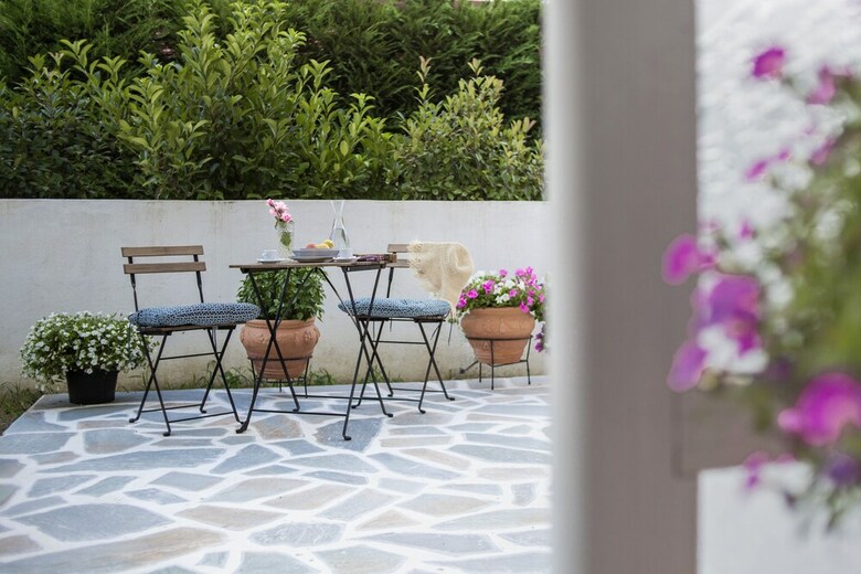 Aparthotel White Bluebell