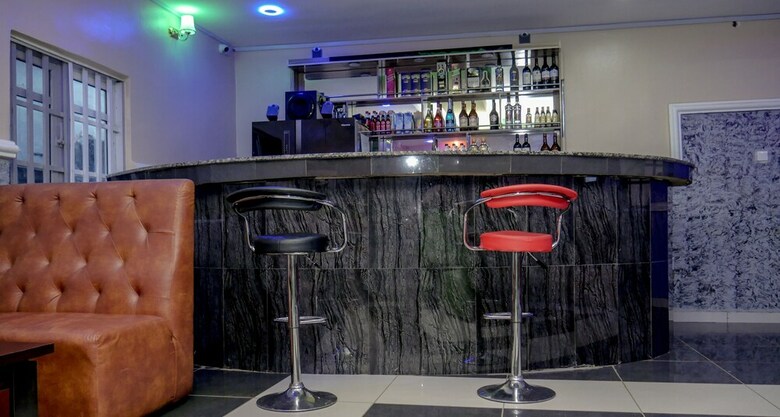 Govic T Hotel And Suites