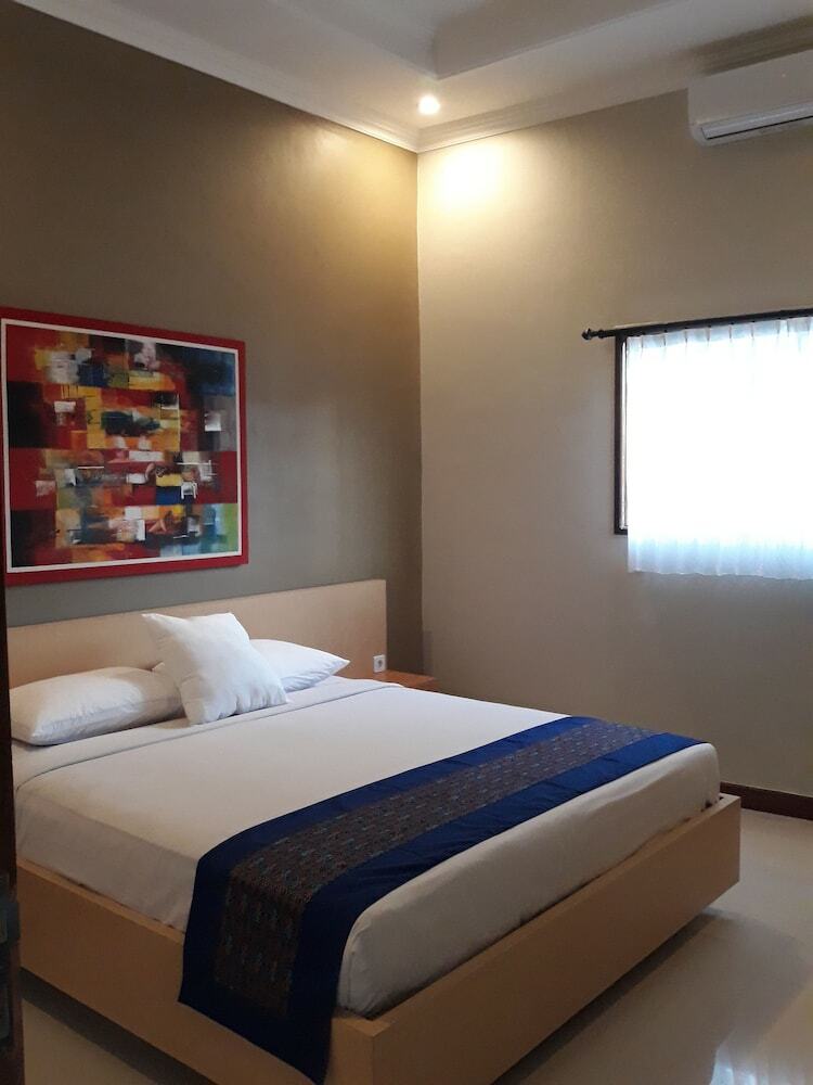 Bed & Breakfast Asiana Lovina Hotel