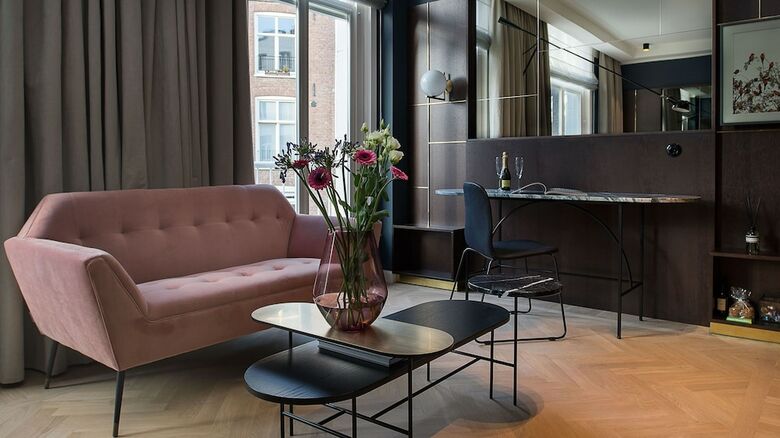 Hotel Spinoza Suites