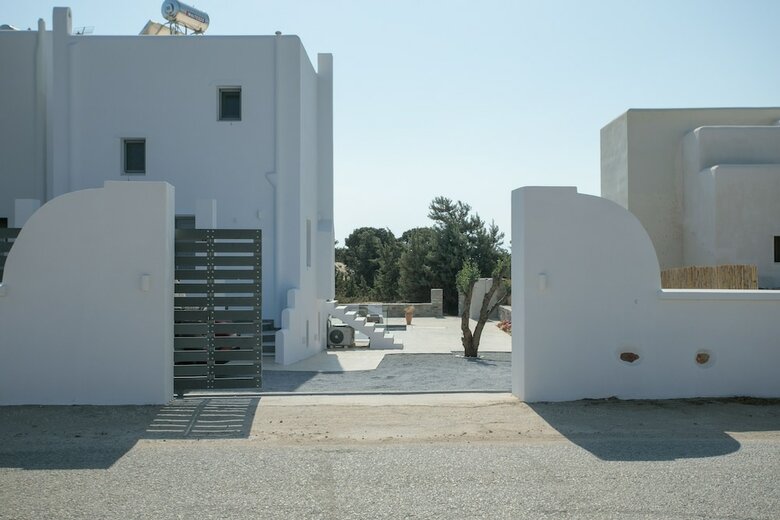 Villa Cedar Forest Alyko Naxos