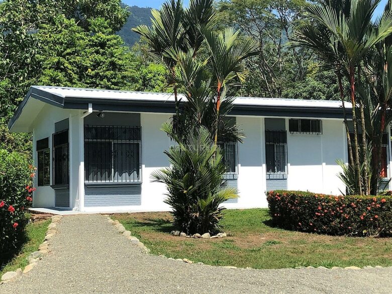 Casa Eva Ojochal
