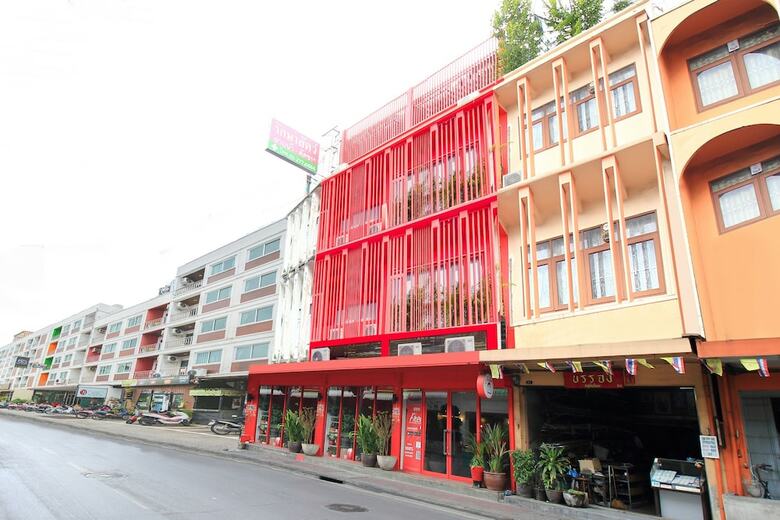 Hotel Oyo 267 Chaba Poshtel