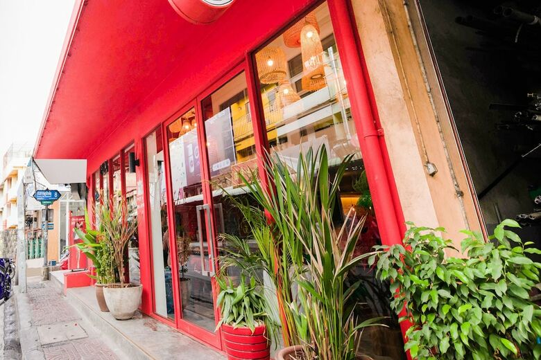Hotel Oyo 267 Chaba Poshtel