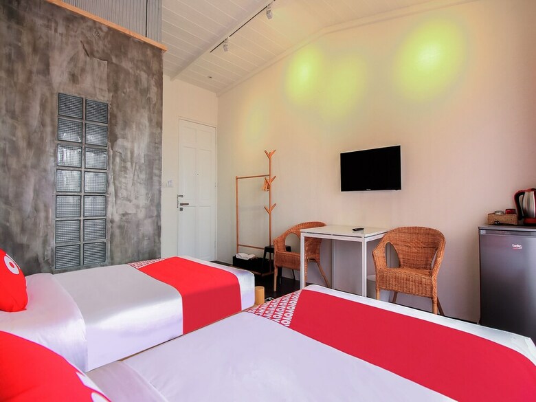 Hotel Oyo 267 Chaba Poshtel