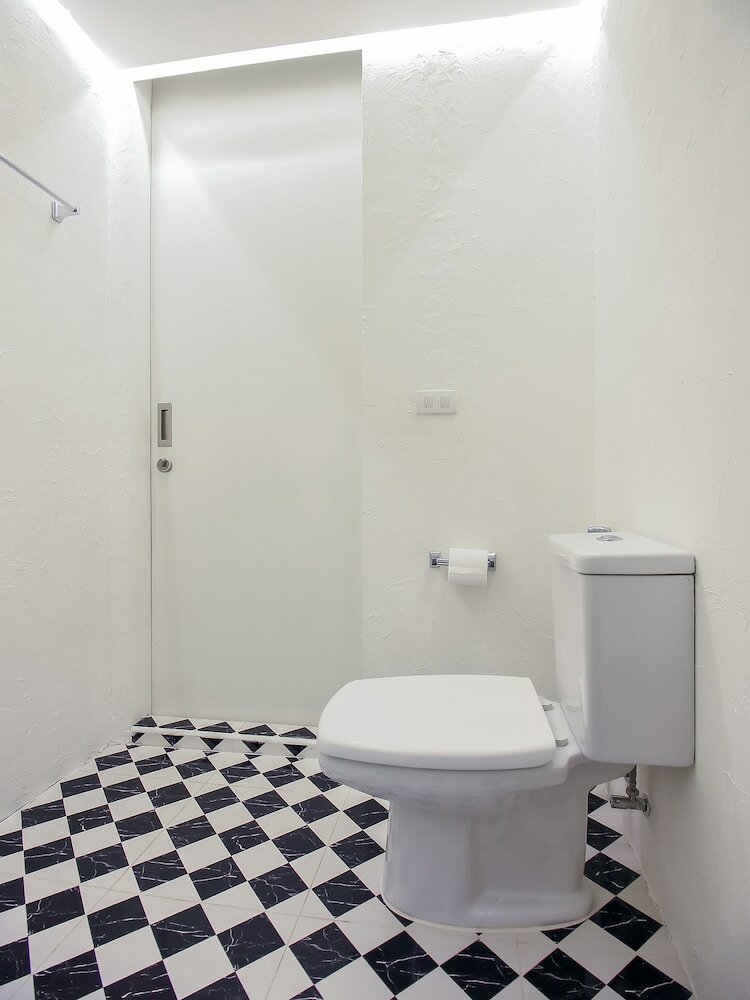 Hotel Oyo 267 Chaba Poshtel