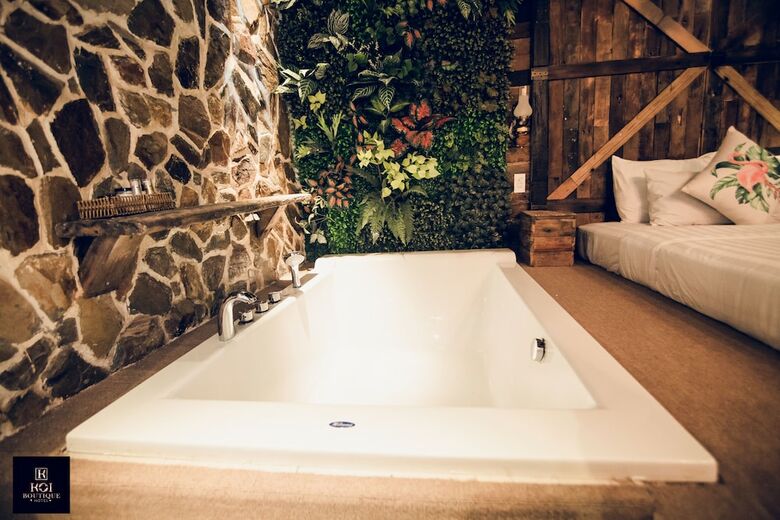 7s Hotel Koi Boutique