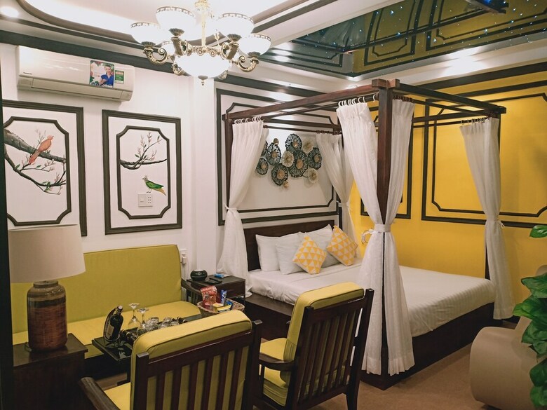 7s Hotel Koi Boutique