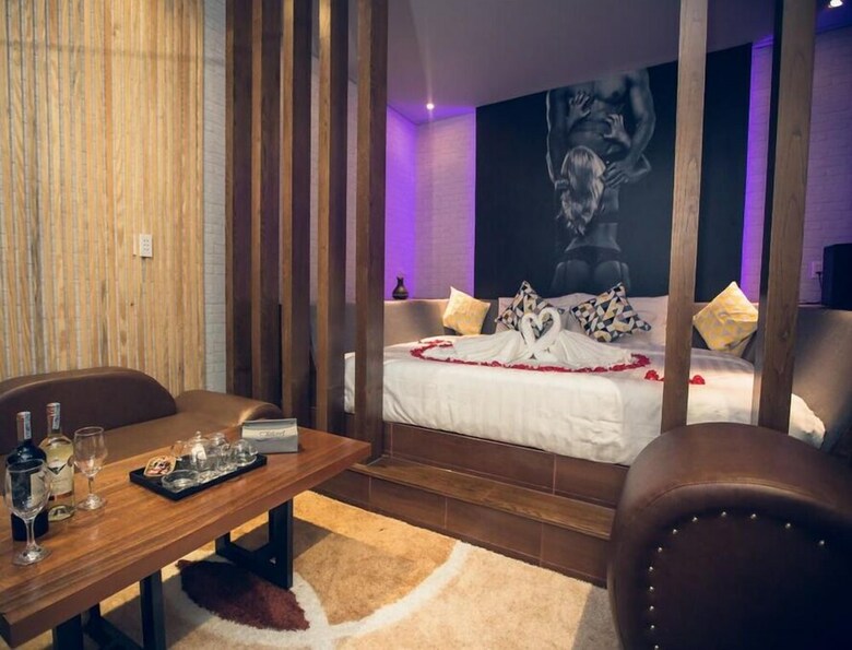 7s Hotel Koi Boutique