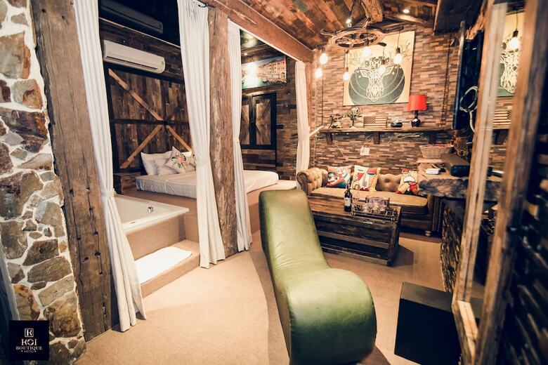 7s Hotel Koi Boutique