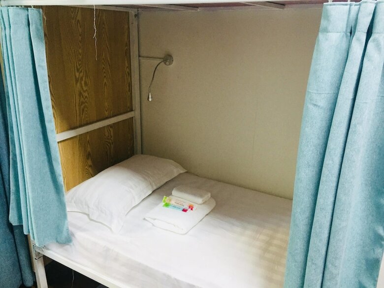 Hostal Ubrainbow