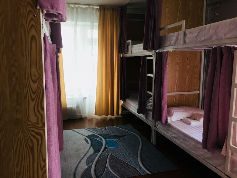 Hostal Ubrainbow