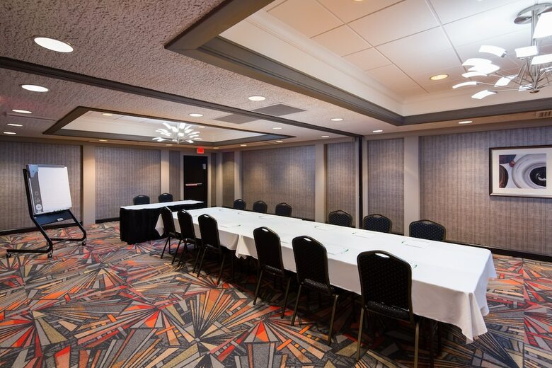 Hotel Holiday Inn Milwaukee Riverfront