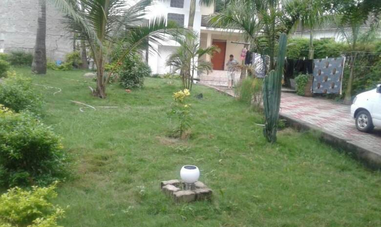 Hostal Jj&je Family House