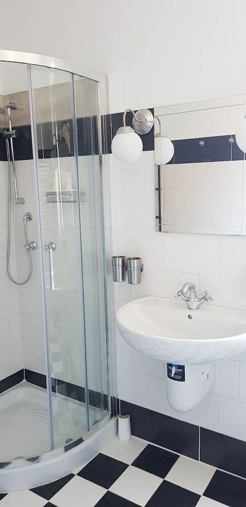 Hotel Little Rose Guest House