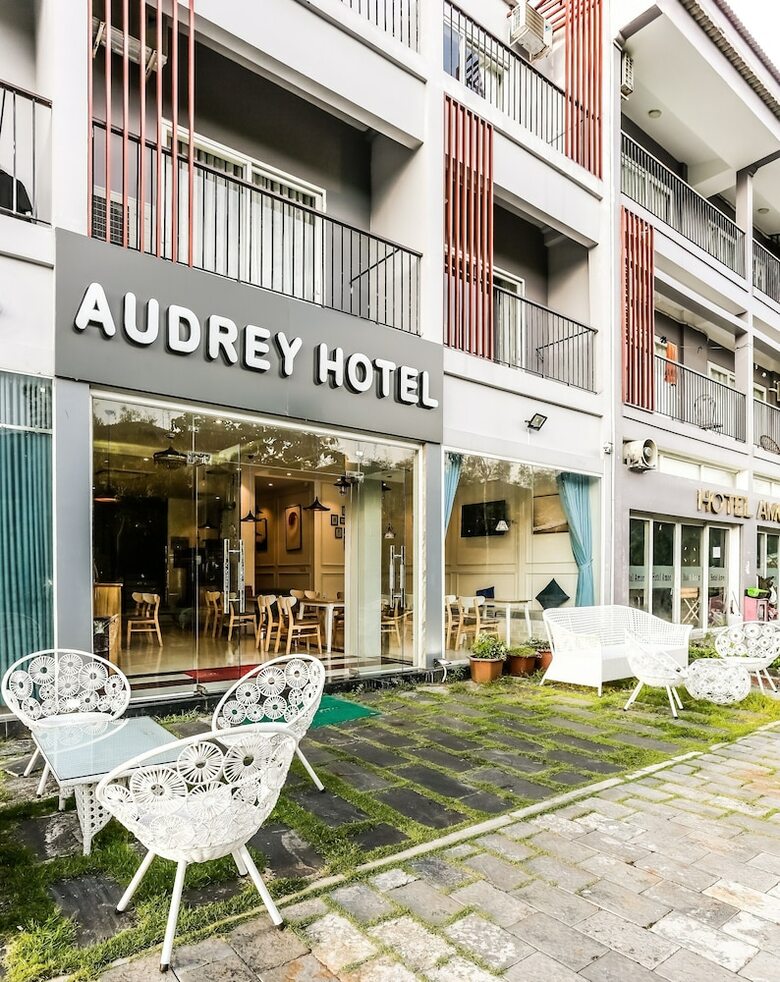 Audrey Deluxe Hotel Phu Quoc