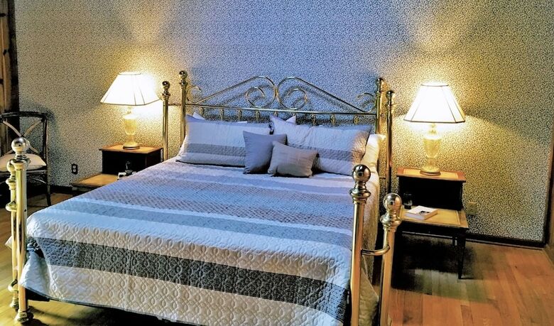 Bed & Breakfast The Birdhouse Inn
