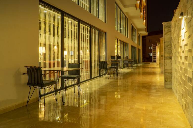 Angel's Park Hotel