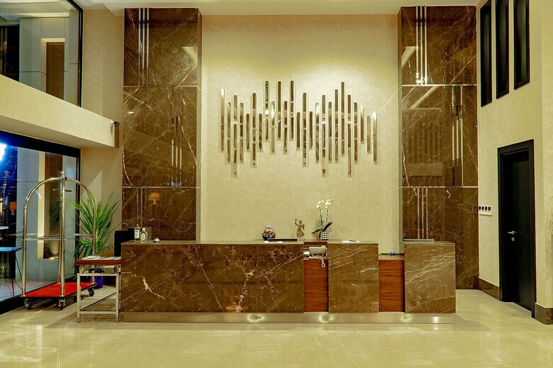 Angel's Park Hotel