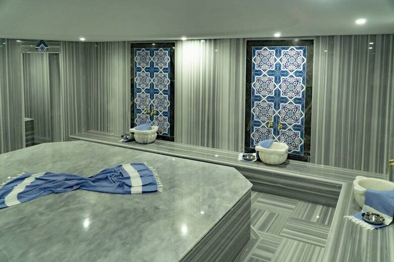 Angel's Park Hotel