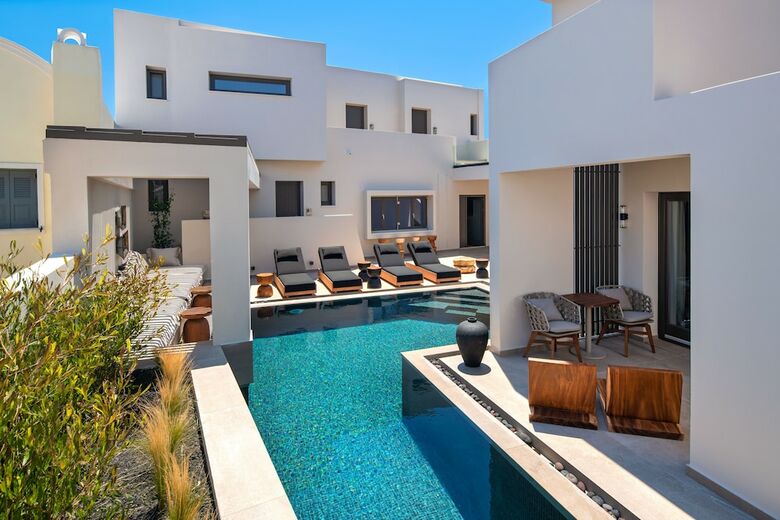 Hotel Uma Ray Suites