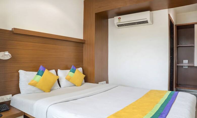 Hotel Treebo Trip Everest Lodging
