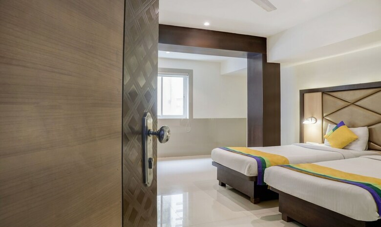 Hotel Treebo Trip Everest Lodging