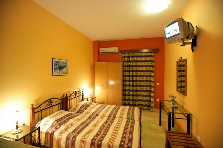 Apartamentos Ifestia Hotel Santorini