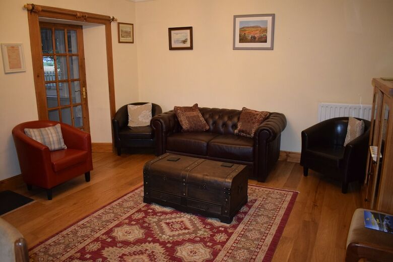 Bed & Breakfast The Highlandman Station