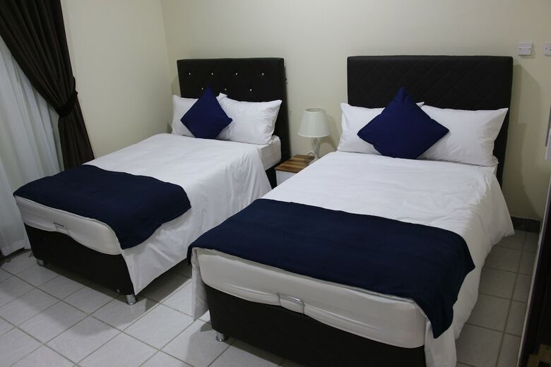 Apartamentos Meridiana Residences