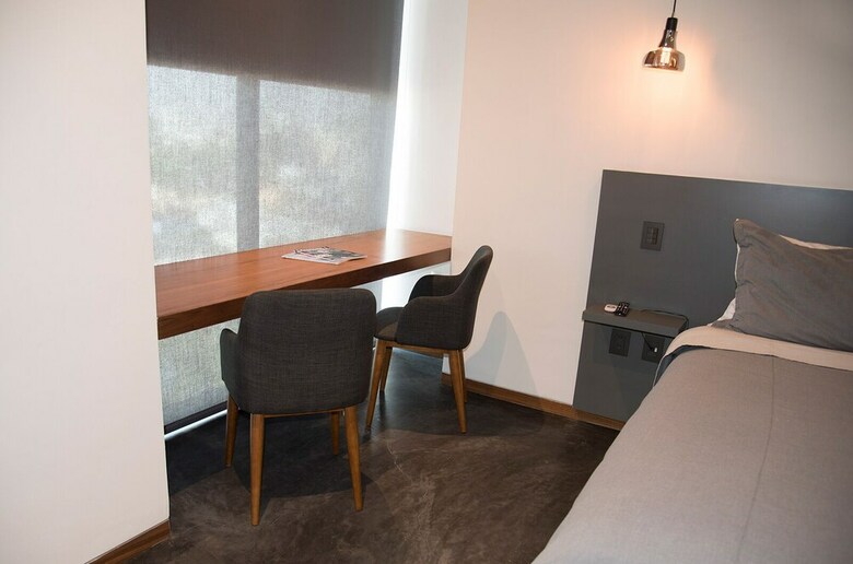 Aparthotel Suites Bq