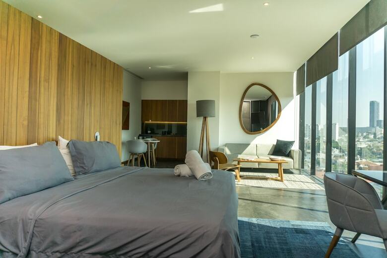 Aparthotel Suites Bq