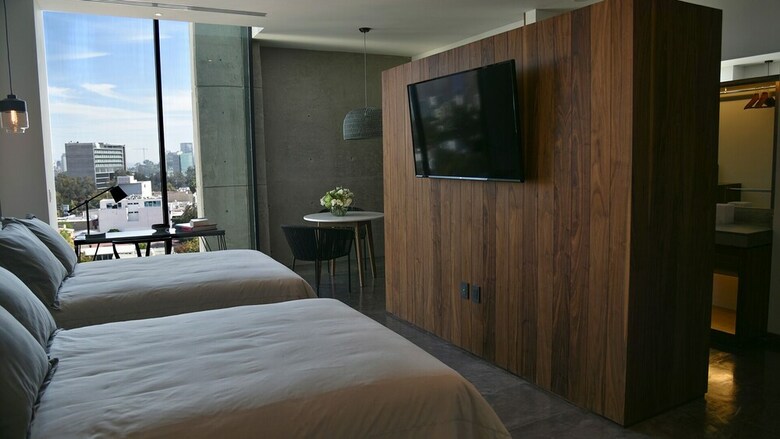 Aparthotel Suites Bq