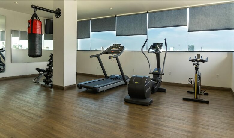 Aparthotel Suites Bq