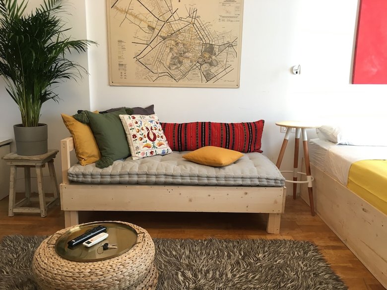 Bed & Breakfast 10 Petraki