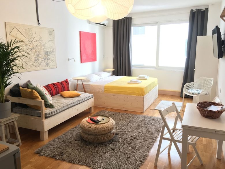 Bed & Breakfast 10 Petraki