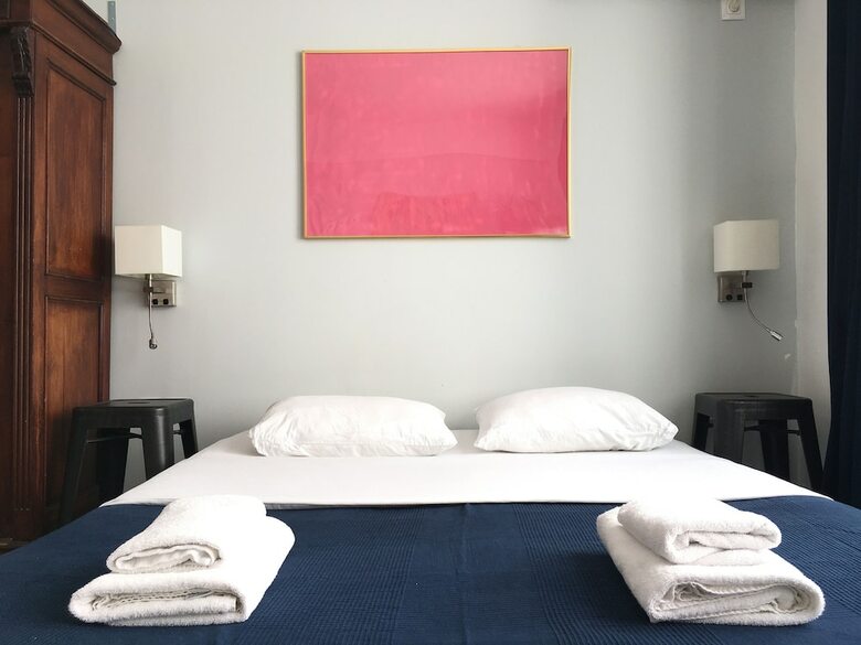 Bed & Breakfast 10 Petraki