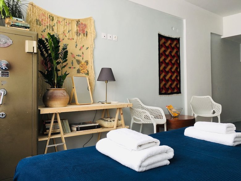 Bed & Breakfast 10 Petraki