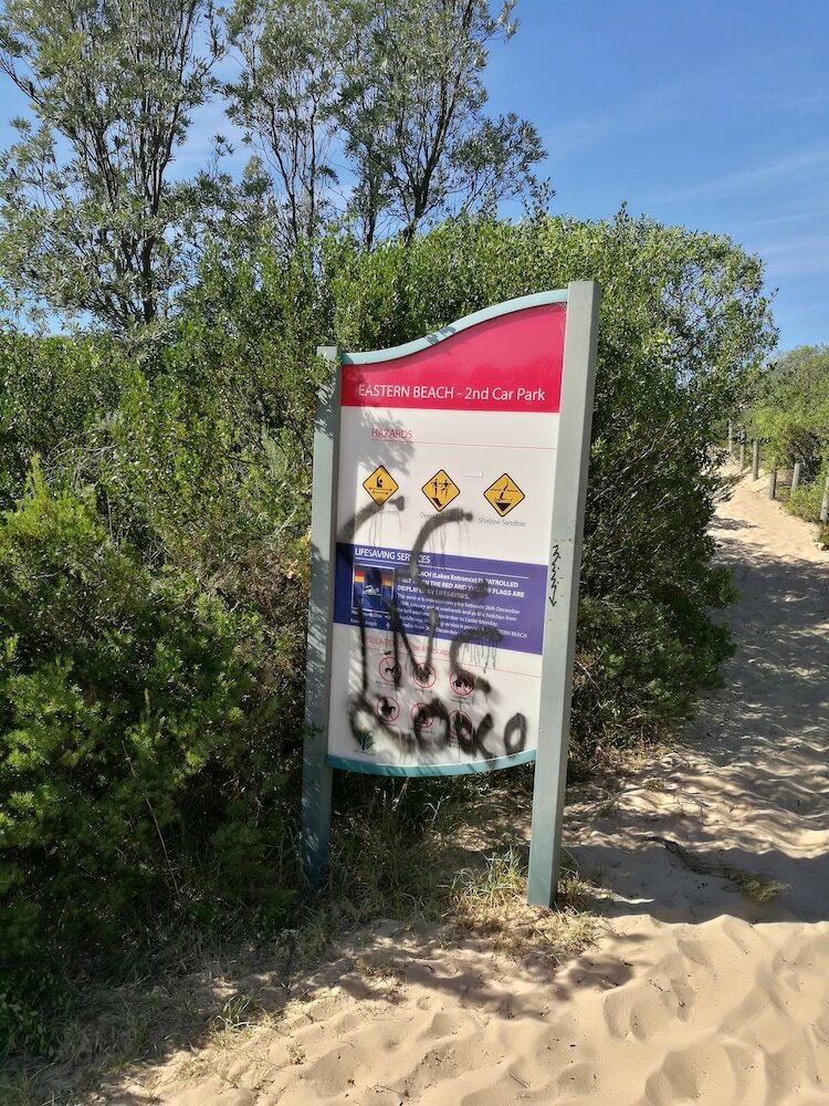 Castle At Lakes Entrance