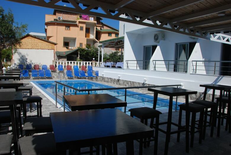 Hotel Piramida