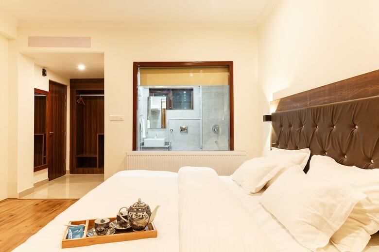 Hotel Leh Plaza
