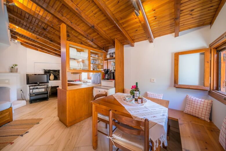 Fairytale House Aghia Marina Aegina