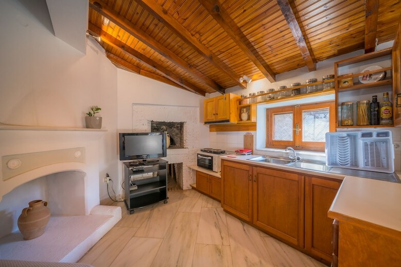 Fairytale House Aghia Marina Aegina
