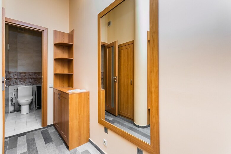 Apartment On B Gnezdnikovskiy 10