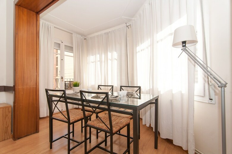 Apartamentos Bbarcelona Calabria Flat