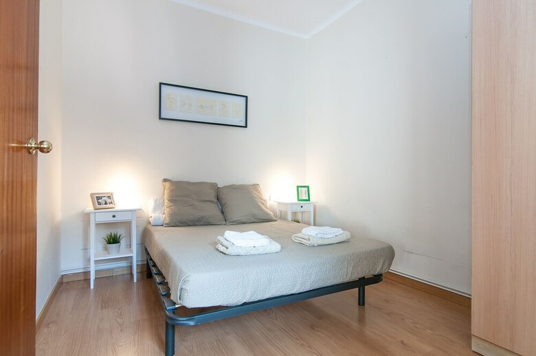 Apartamentos Bbarcelona Calabria Flat