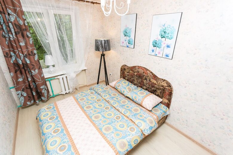 Apartment On Perunovskiy 4-10
