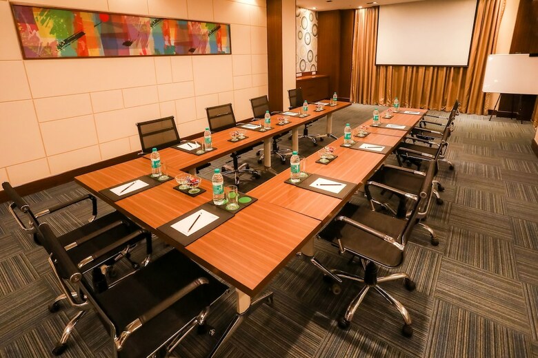 Hotel Four Points By Sheraton Chennai Omr