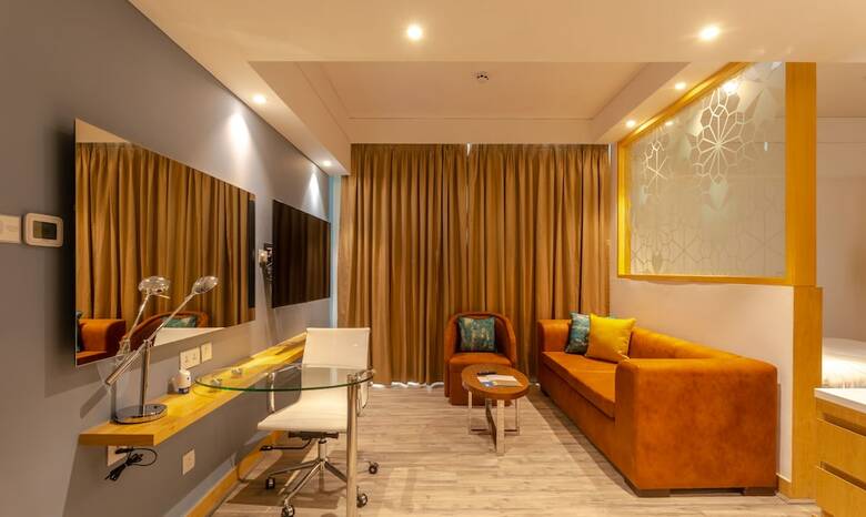 Hotel Four Points By Sheraton Chennai Omr