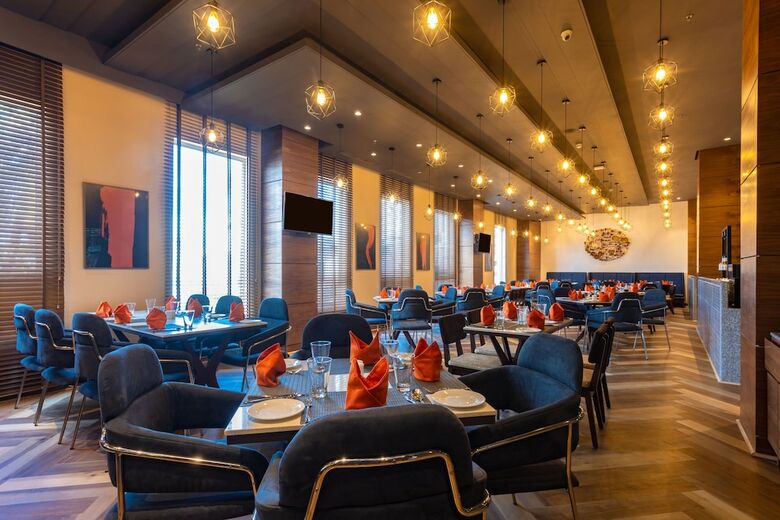 Hotel Four Points By Sheraton Chennai Omr